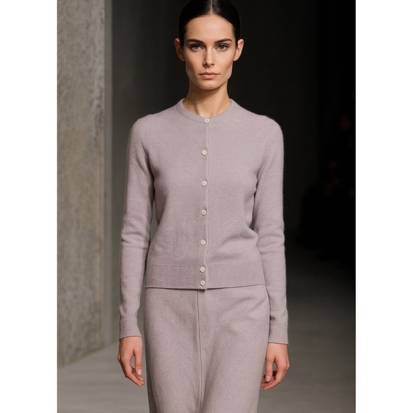 Lavender Cashmere Cardigan Sweater Women’s L Soft Knit Button Front Classic - Picture 1 of 10
